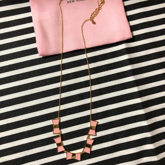 NEW Bow Shoppe Row Necklace - Picture 5 of 13